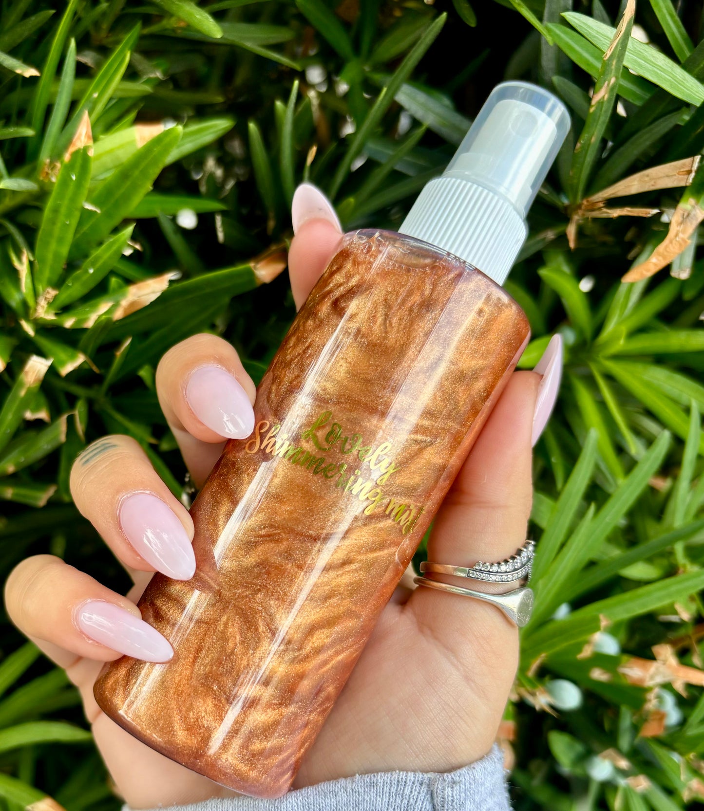 Golden bronze shimmering mist!